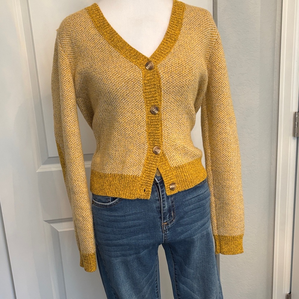 Monteau Yellow Button-Up Cardigan